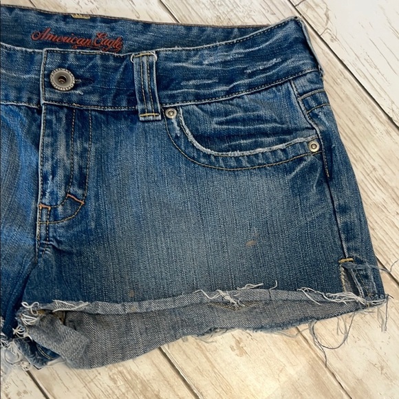 American Eagle Outfitters Women's Blue Denim shorts size 8 - Picture 5 of 13